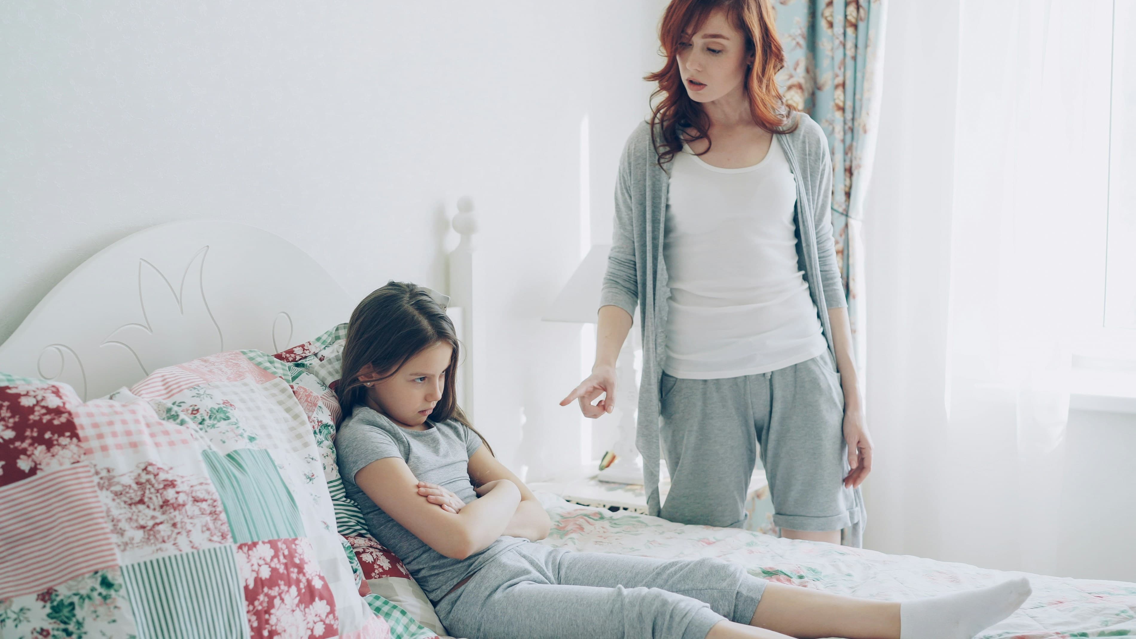 Parentingul blând „trebuie să înceteze”, spun experții: „Acum e momentul să îi spui NU copilului”