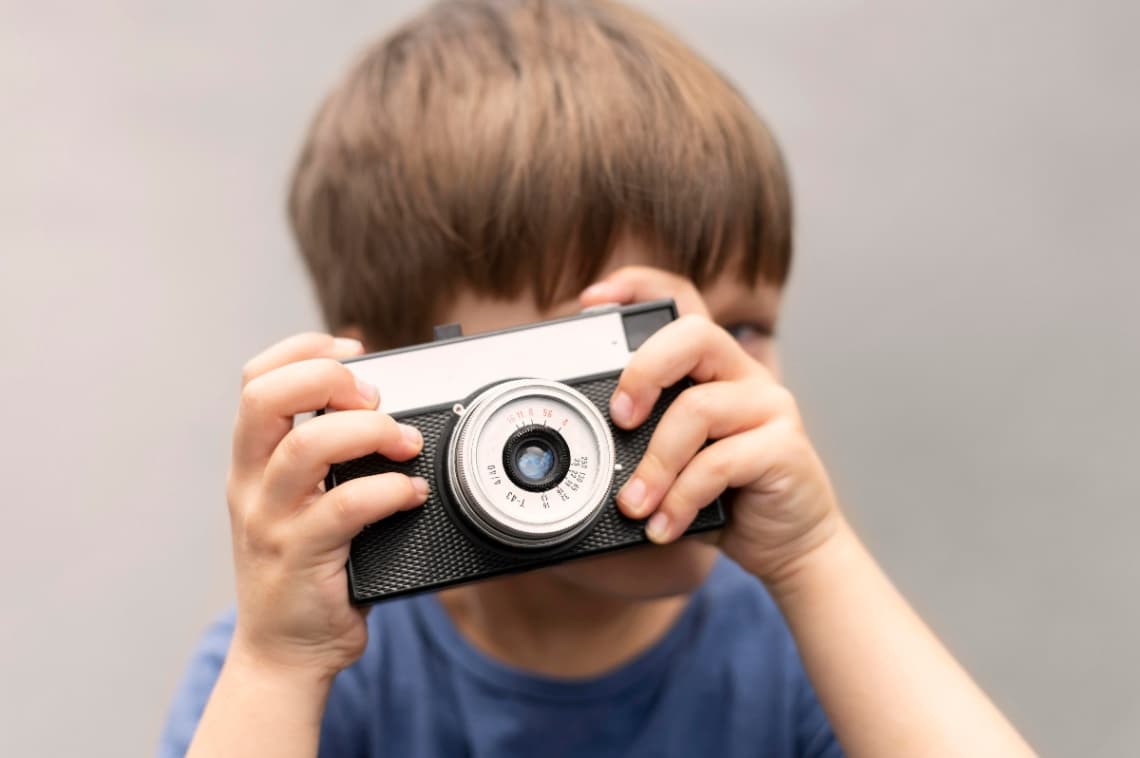 Trebuie să îți forțezi copilul să pozeze pentru fotografie?
